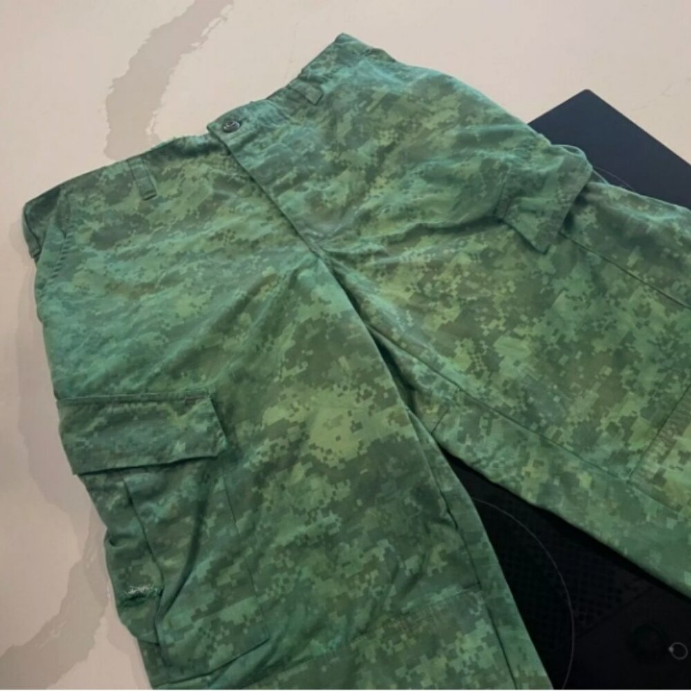 AIRSOFT PAINTBALL MILITARY ACU UCP PANTS & KNEE PADS COLOR DYE GREEN - Picture 11 of 12